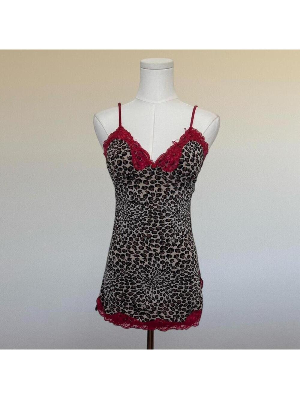 Y2K leopard print babydoll top with red lace trim. From kiwi in a M.